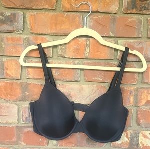 Victoria's Secret T Shirt Bra 36DD NWT